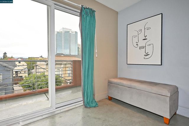 675 675 8Th Street 15, Oakland, CA 94607