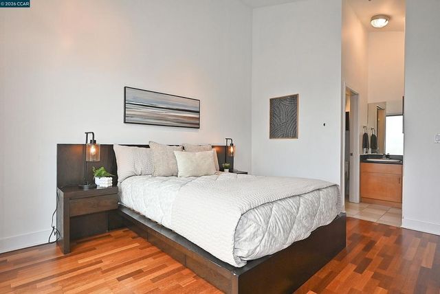 675 675 8Th Street 15, Oakland, CA 94607