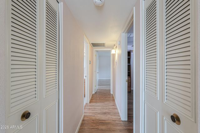 2139 E BETTY ELYSE Lane, Phoenix, AZ 85022