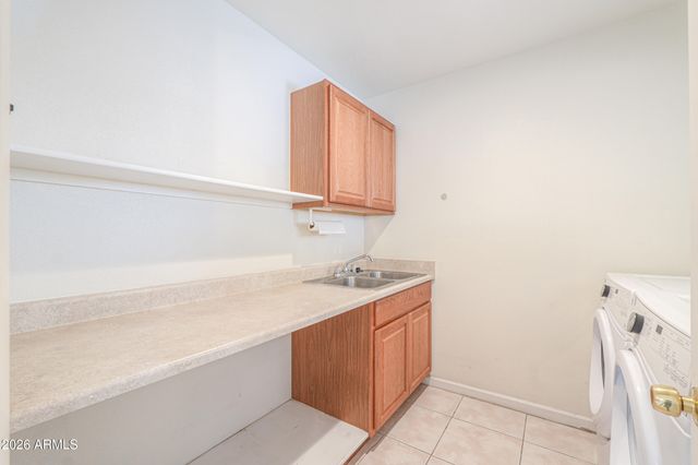 2139 E BETTY ELYSE Lane, Phoenix, AZ 85022