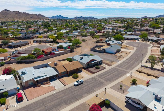 2139 E BETTY ELYSE Lane, Phoenix, AZ 85022