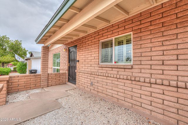 2139 E BETTY ELYSE Lane, Phoenix, AZ 85022