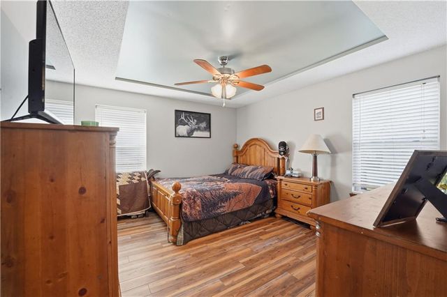 1505 Emerald Circle, Kearney, MO 64060