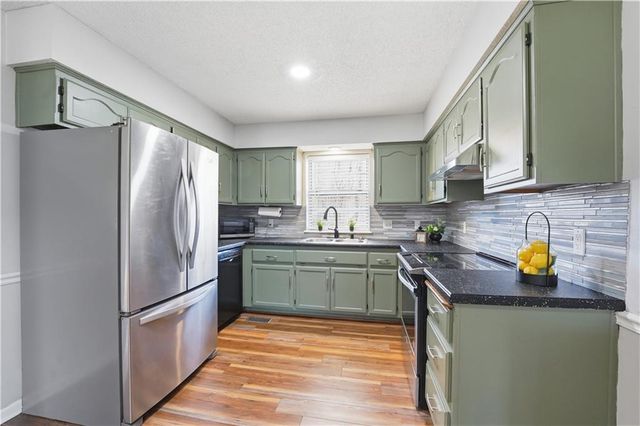 1505 Emerald Circle, Kearney, MO 64060