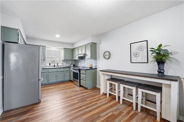 1505 Emerald Circle, Kearney, MO 64060