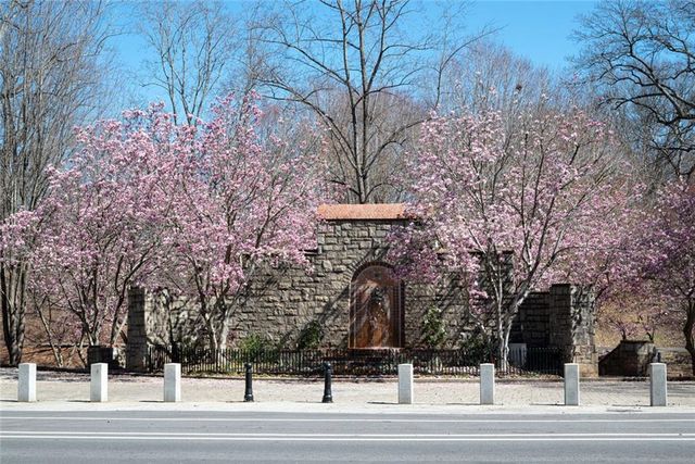 1060 Grant SE Way A, Atlanta, GA 30315