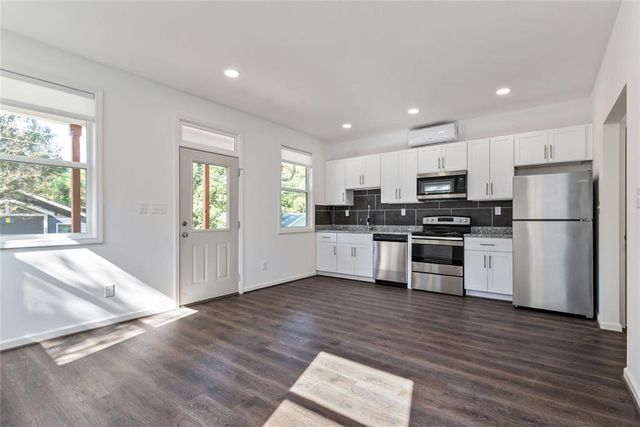 1060 Grant SE Way A, Atlanta, GA 30315