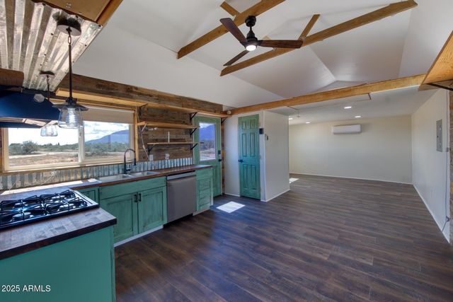 8127 E Chippewa Street, Hereford, AZ 85615