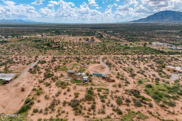 8127 E Chippewa Street, Hereford, AZ 85615