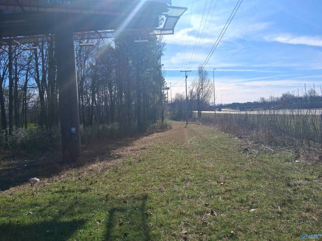 *** Lakeview Drive, Athens, AL 35611