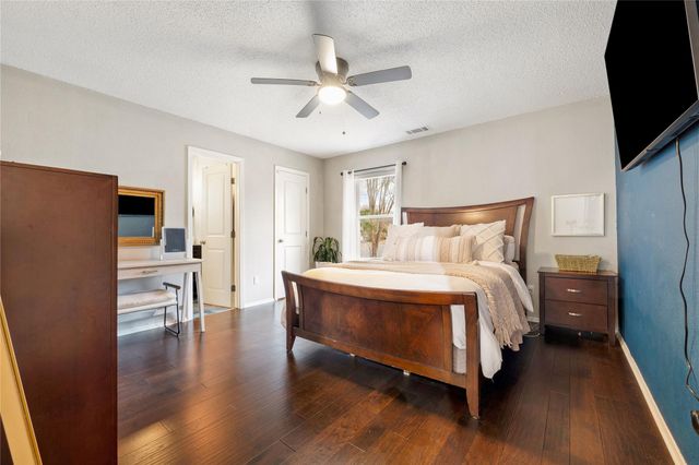 11501 Oak Knoll DR, Austin, TX 78759