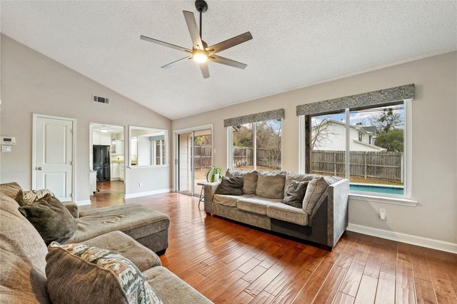 11501 Oak Knoll DR, Austin, TX 78759