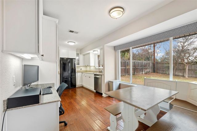 11501 Oak Knoll DR, Austin, TX 78759