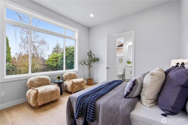 2423 63rd Ave SE, Mercer Island, WA 98040