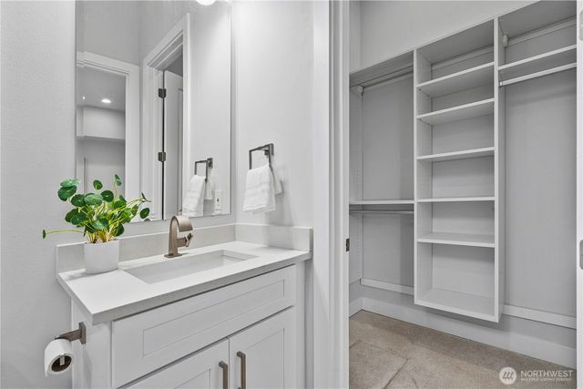 2423 63rd Ave SE, Mercer Island, WA 98040