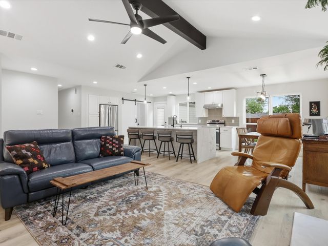 1317 Lark Lane, Lewisville, TX 75077