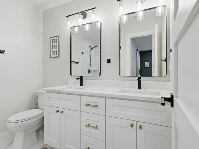 1317 Lark Lane, Lewisville, TX 75077