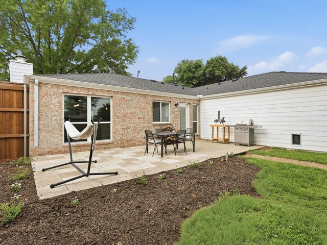 1317 Lark Lane, Lewisville, TX 75077