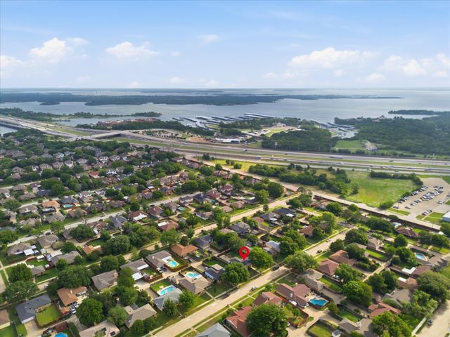 1317 Lark Lane, Lewisville, TX 75077