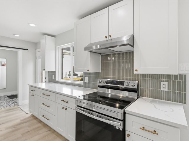 1317 Lark Lane, Lewisville, TX 75077