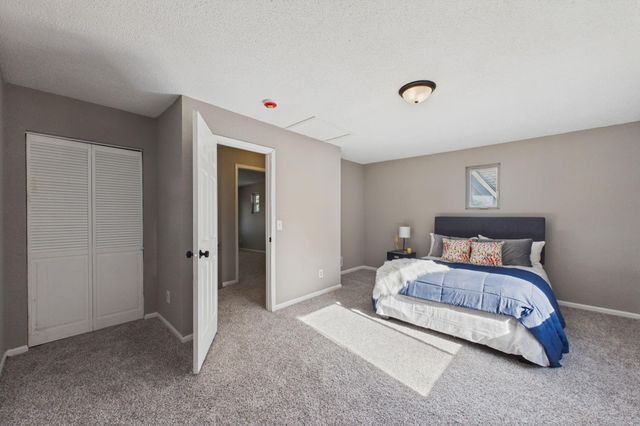 920 Farrington Street, Saint Paul, MN 55117