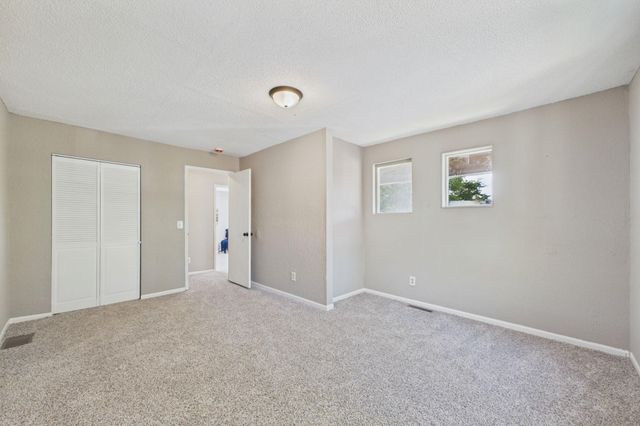 920 Farrington Street, Saint Paul, MN 55117