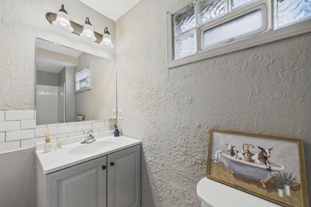 920 Farrington Street, Saint Paul, MN 55117