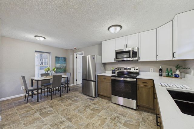 920 Farrington Street, Saint Paul, MN 55117