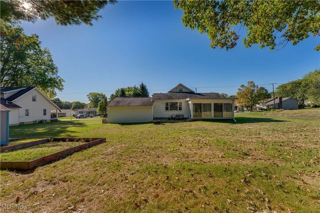 1342 Shields Road, Youngstown, OH 44511