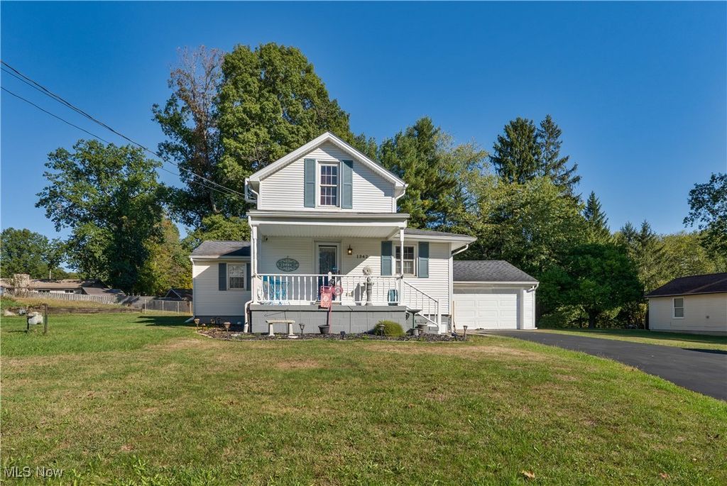 1342 Shields Road, Youngstown, OH 44511