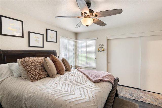 1581 W Swain Rd, Stockton, CA 95207