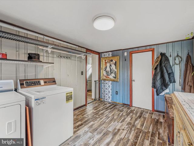 9872 WINCHESTER AVE, Bunker Hill, WV 25413