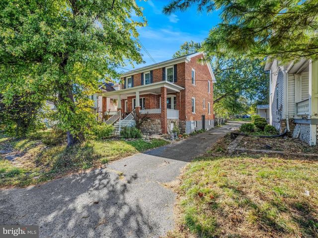 9872 WINCHESTER AVE, Bunker Hill, WV 25413