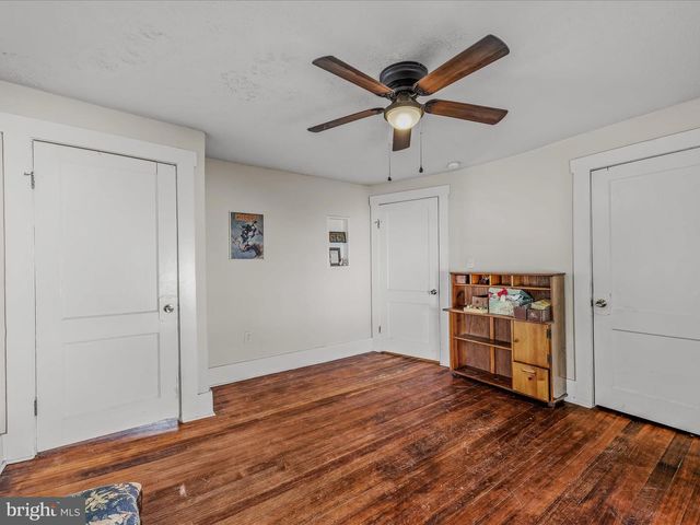 9872 WINCHESTER AVE, Bunker Hill, WV 25413