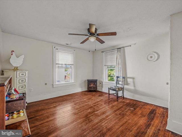 9872 WINCHESTER AVE, Bunker Hill, WV 25413