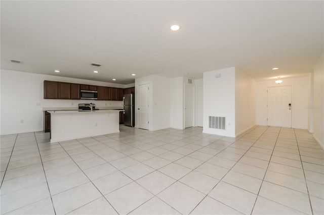 1477 LUCERNE LOOP ROAD NE, Winter Haven, FL 33881