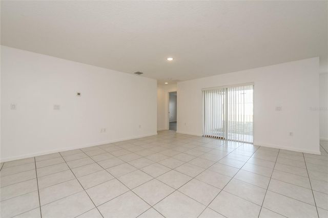 1477 LUCERNE LOOP ROAD NE, Winter Haven, FL 33881