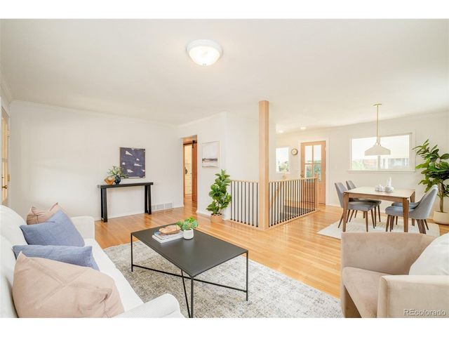 2980 S Holly Pl, Denver, CO 80222
