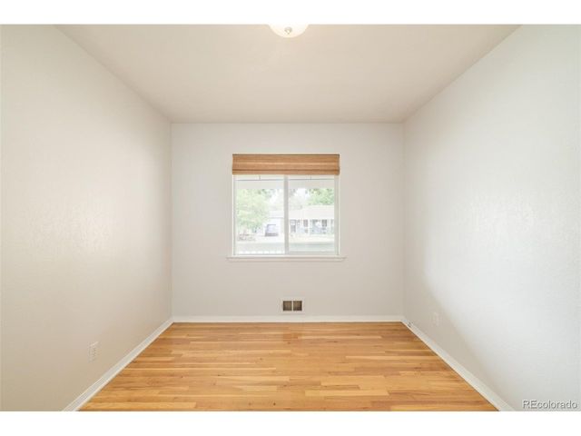 2980 S Holly Pl, Denver, CO 80222