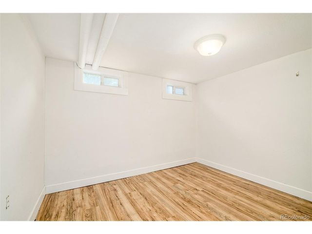 2980 S Holly Pl, Denver, CO 80222