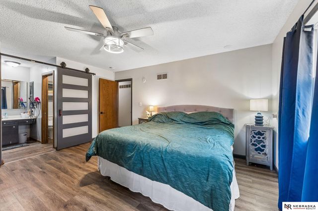 2450 N Ridge Road Drive, Fremont, NE 68025
