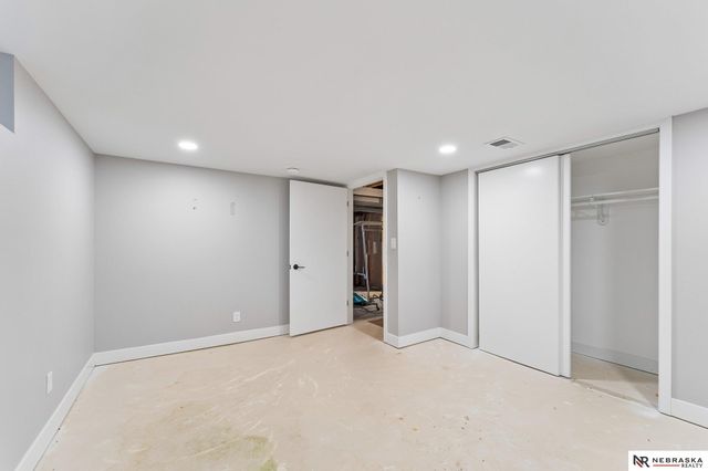 2450 N Ridge Road Drive, Fremont, NE 68025