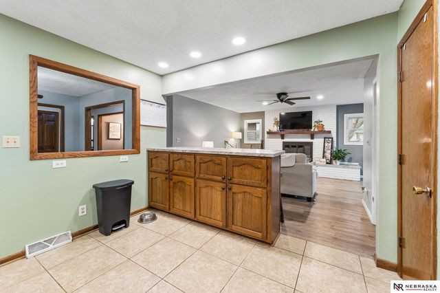 2450 N Ridge Road Drive, Fremont, NE 68025