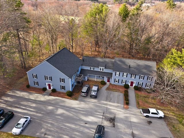 39 Lantern Lane 8, Dracut, MA 01826