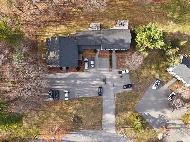 39 Lantern Lane 8, Dracut, MA 01826