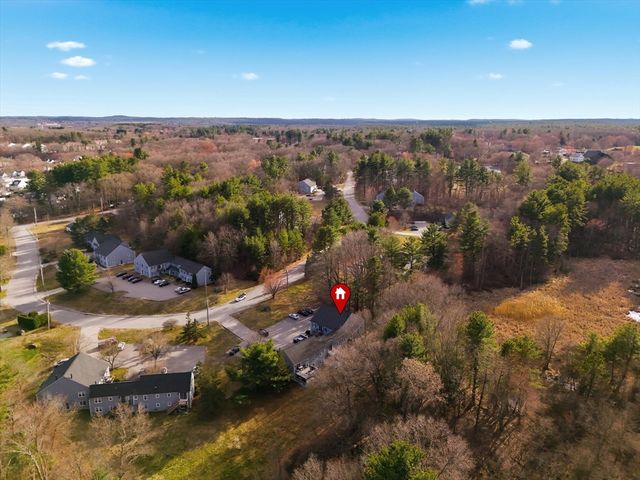 39 Lantern Lane 8, Dracut, MA 01826