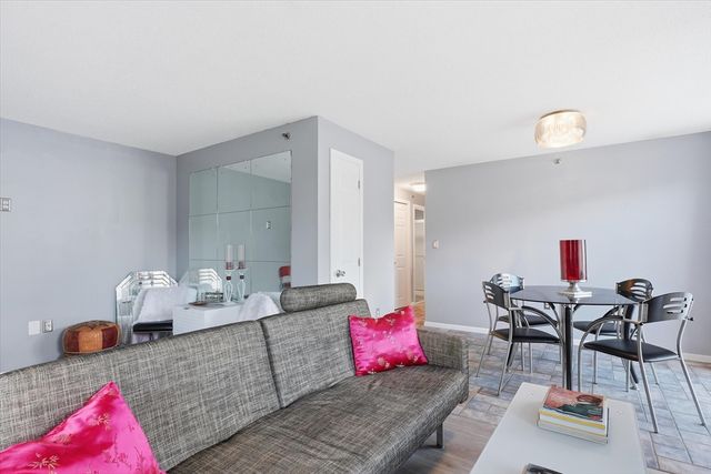 39 Lantern Lane 8, Dracut, MA 01826