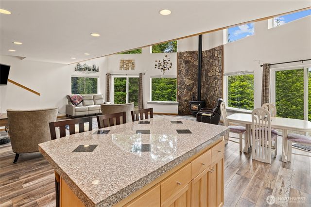 1771 Timber Mountain Loop, Cle Elum, WA 98922