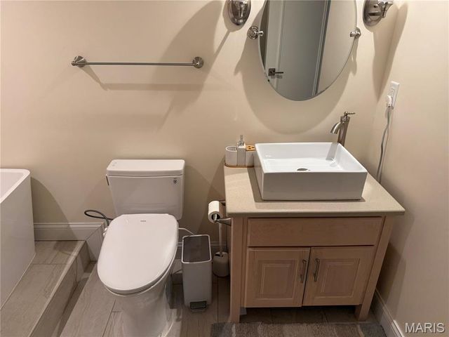 4501 Lindell Boulevard 4B, St Louis, MO 63108