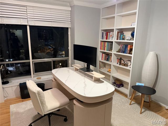 4501 Lindell Boulevard 4B, St Louis, MO 63108